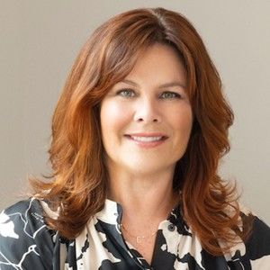 Meet your Posher, Carla